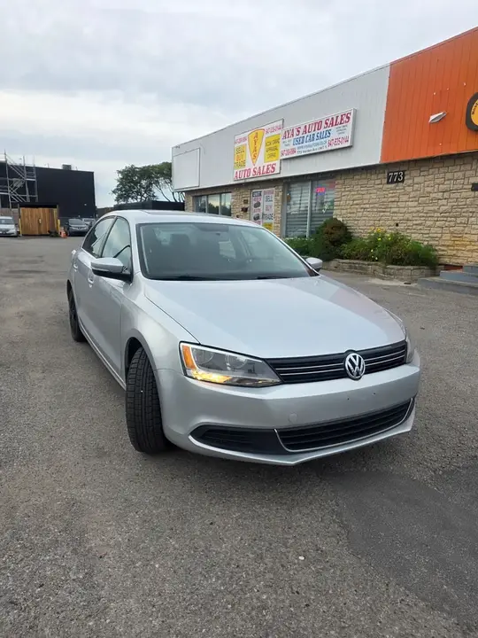 Volkswagen Jetta 2014 photo 2