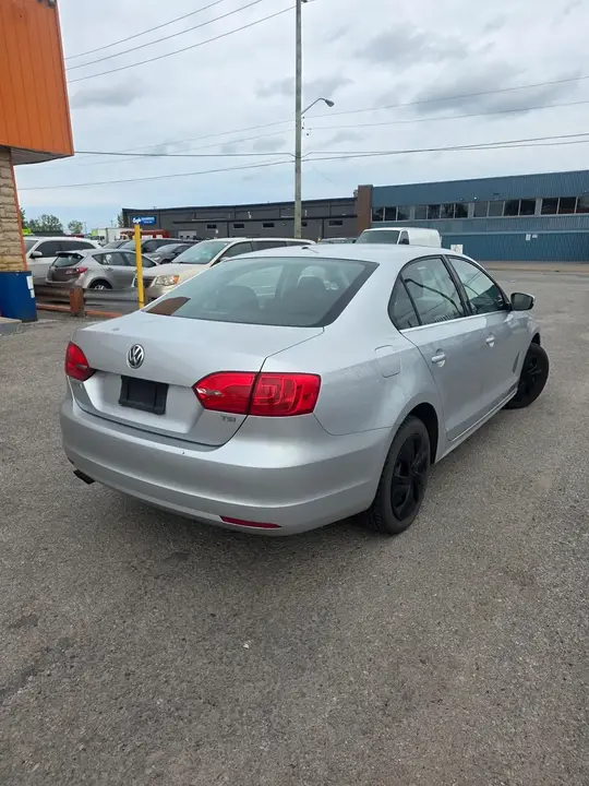 Volkswagen Jetta 2014 photo 4