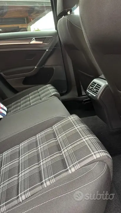 Volkswagen Golf 2018 photo 5
