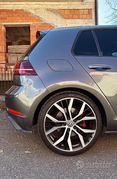 Volkswagen Golf 2018 photo 3