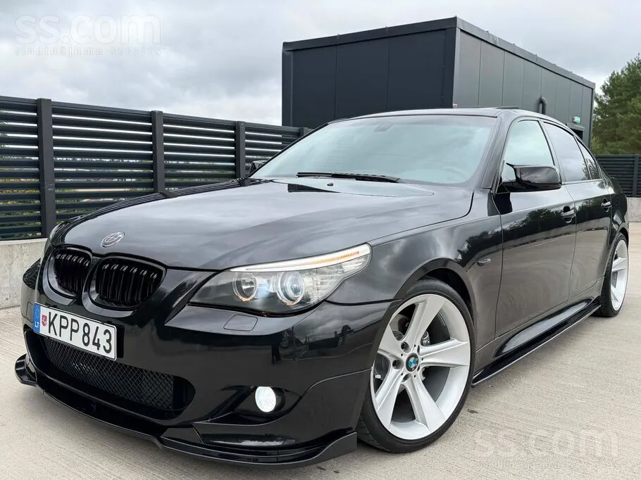 BMW 530