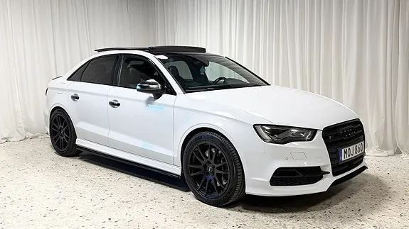 Audi S3 2015 photo 2