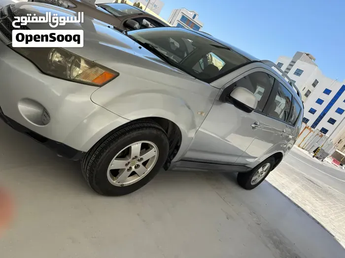 Mitsubishi Outlander 2010 photo 4