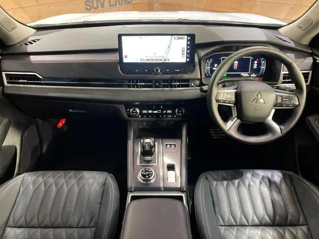 Mitsubishi Outlander Phv 2025 photo 2