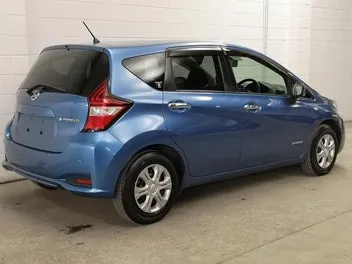 Nissan Note 2016 photo 3