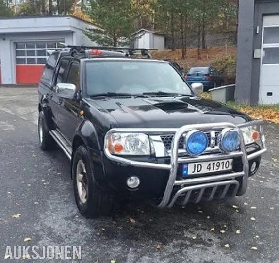Nissan King Cab 2002 photo 3