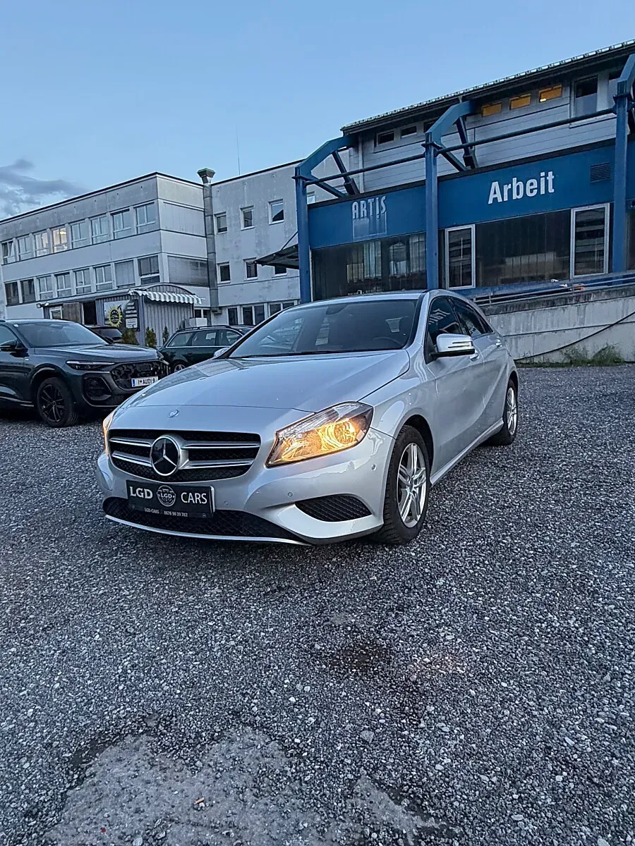Mercedes-Benz A-Class 2013 photo 2
