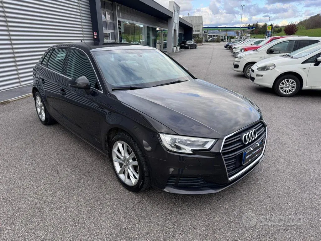 Audi A3 2016 photo 3