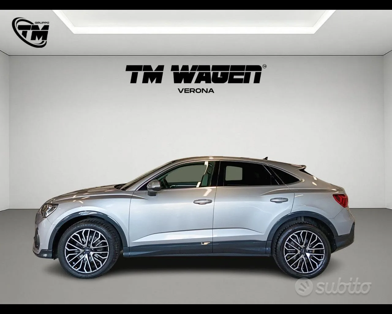 Audi Q3 2023 photo 2