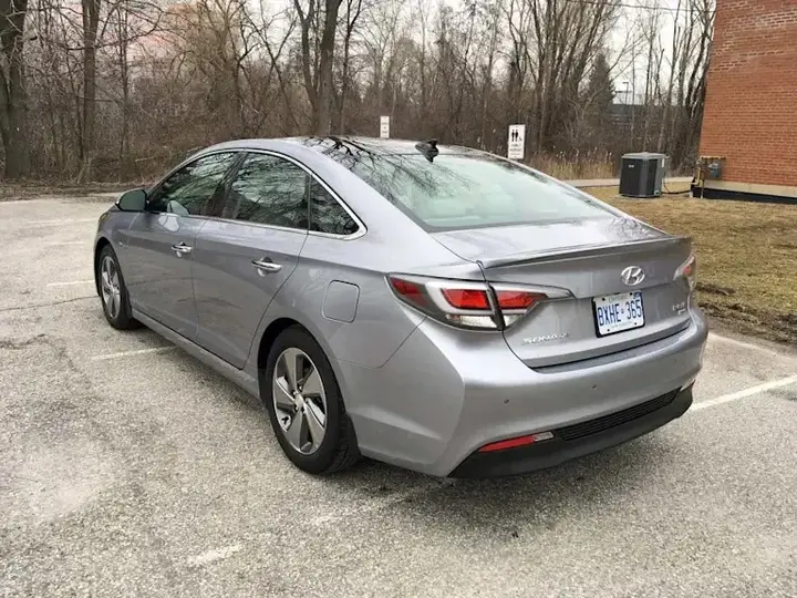 Hyundai Sonata 2018 photo 3