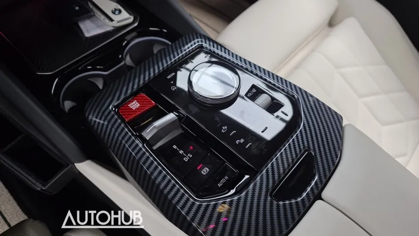 BMW 5 Series 2024 photo 2