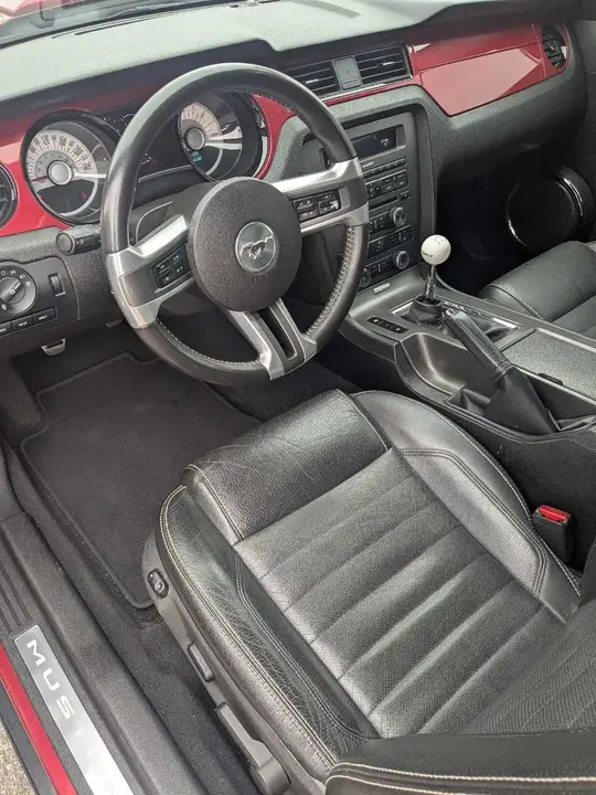 Ford Mustang 2010 photo 3