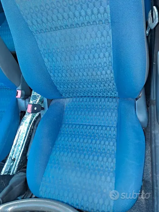 Fiat Punto 1998 photo 3