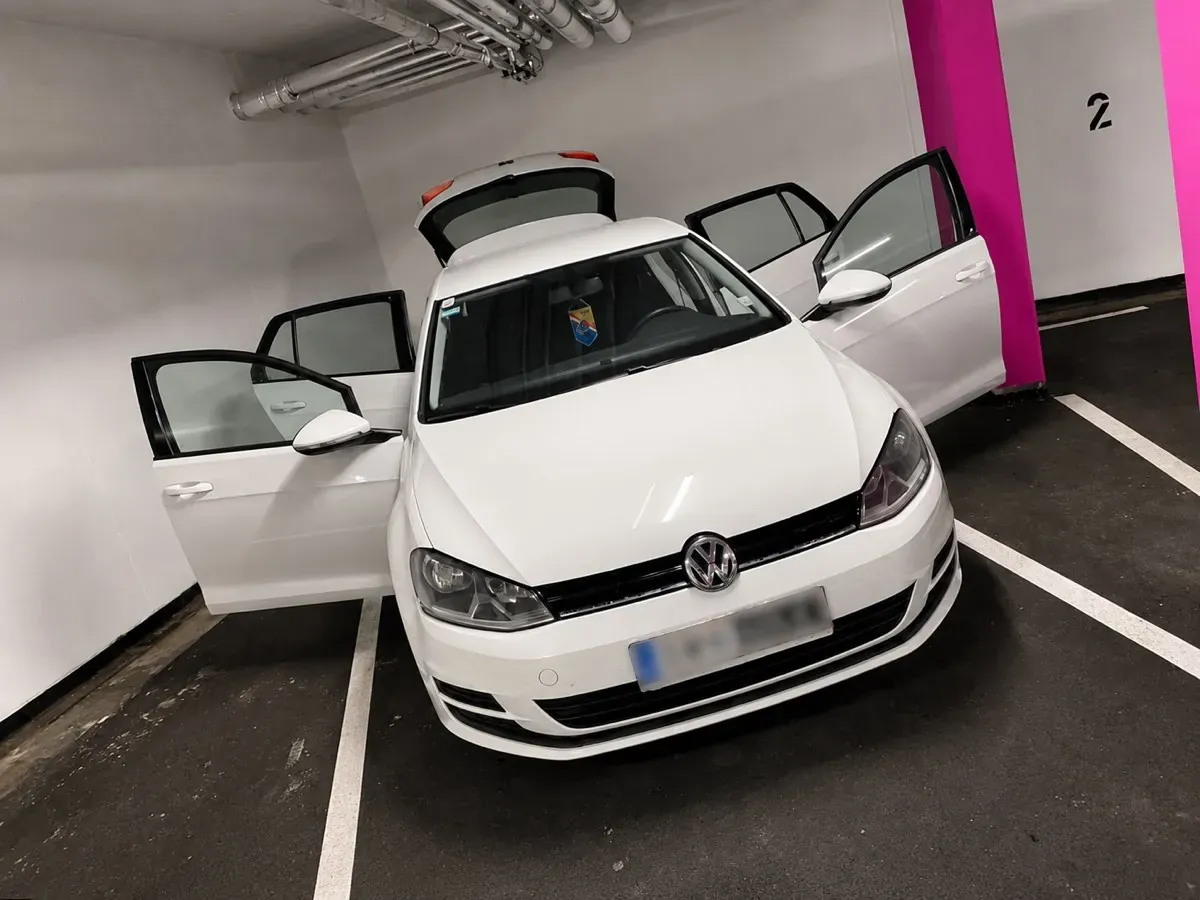 Volkswagen Golf 2013 photo 3