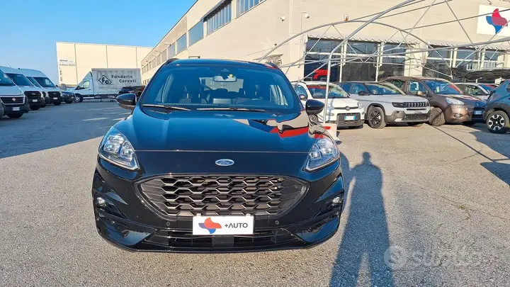 Ford Kuga 2022 photo 2