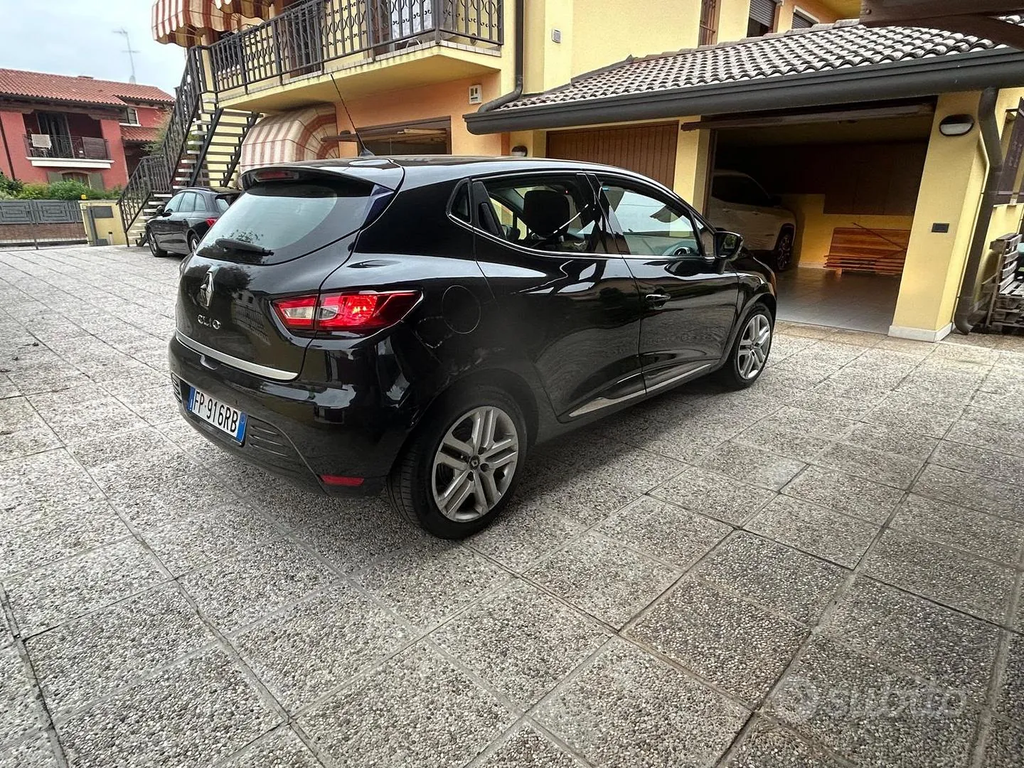 Renault Clio 2018 photo 3