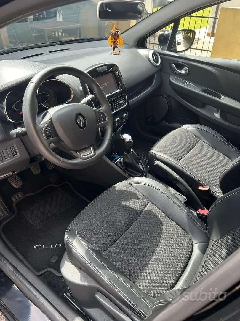 Renault Clio 2018 photo 4