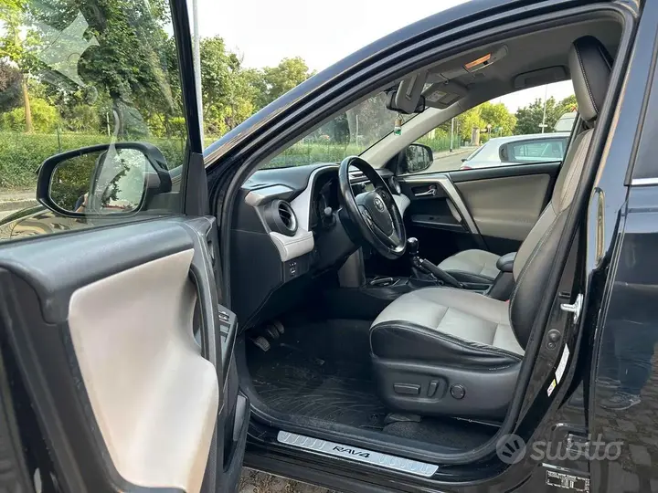 Toyota Rav4 2016 photo 5