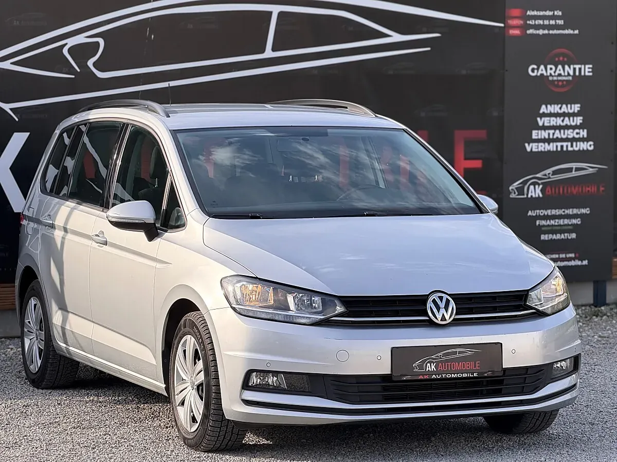 Volkswagen Touran 2019 photo 2