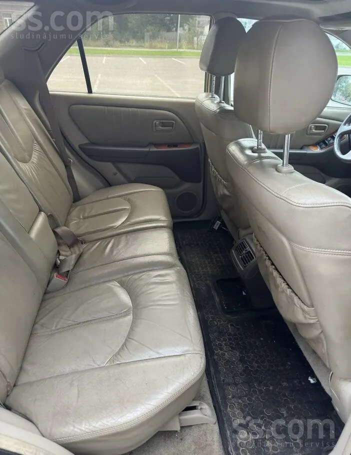 Lexus Rx 2000 photo 5