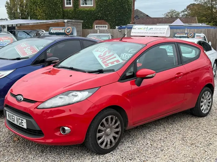 Ford Fiesta 2011 photo 3