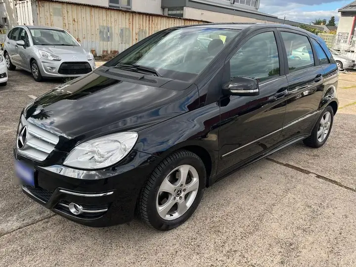 Mercedes-Benz B180Cdi