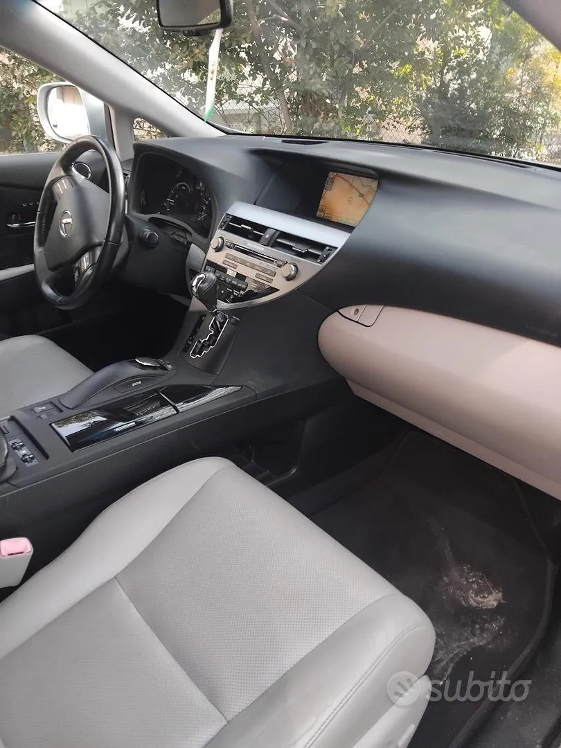 Lexus Rx 2011 photo 2