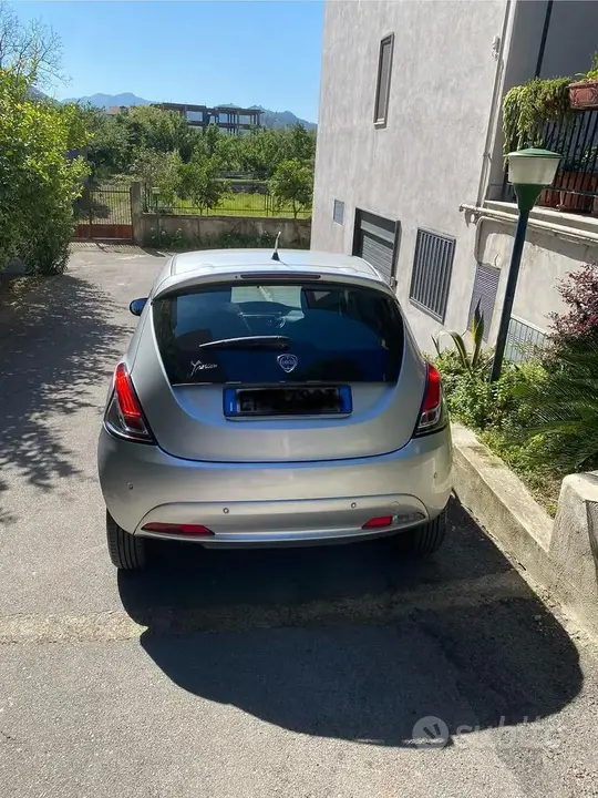 Lancia Ypsilon 2014 photo 4