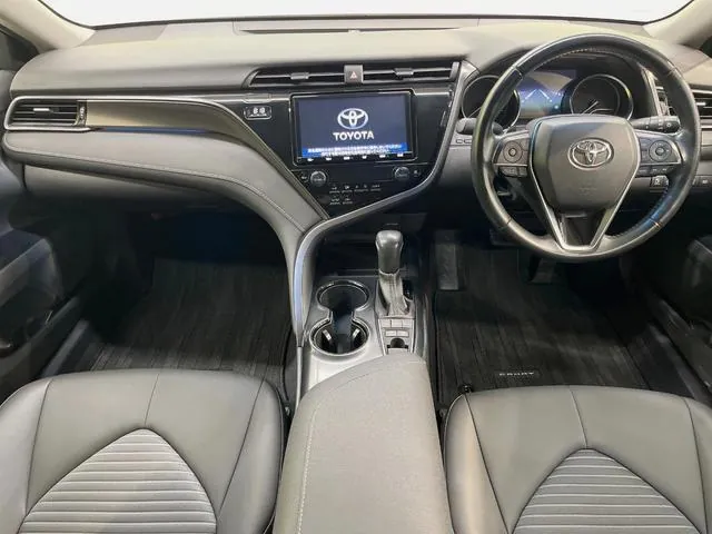 Toyota Camry 2019 photo 2