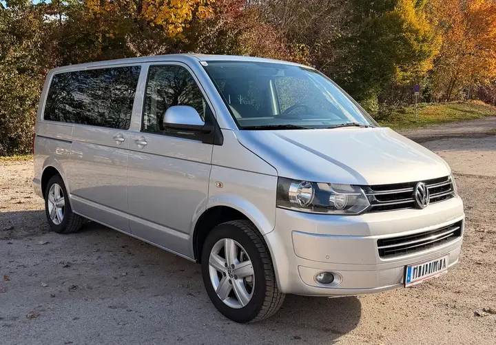 Volkswagen T5 2011 photo 2
