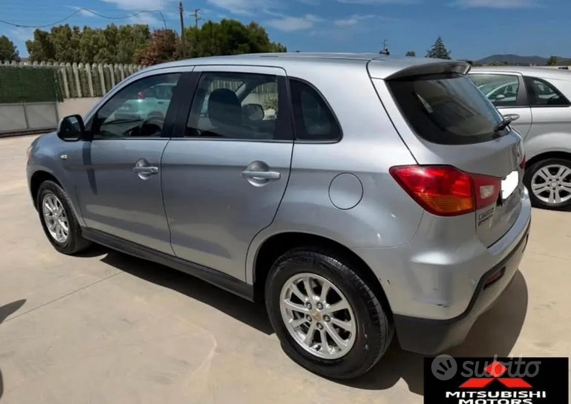 Mitsubishi Asx 2011 photo 4