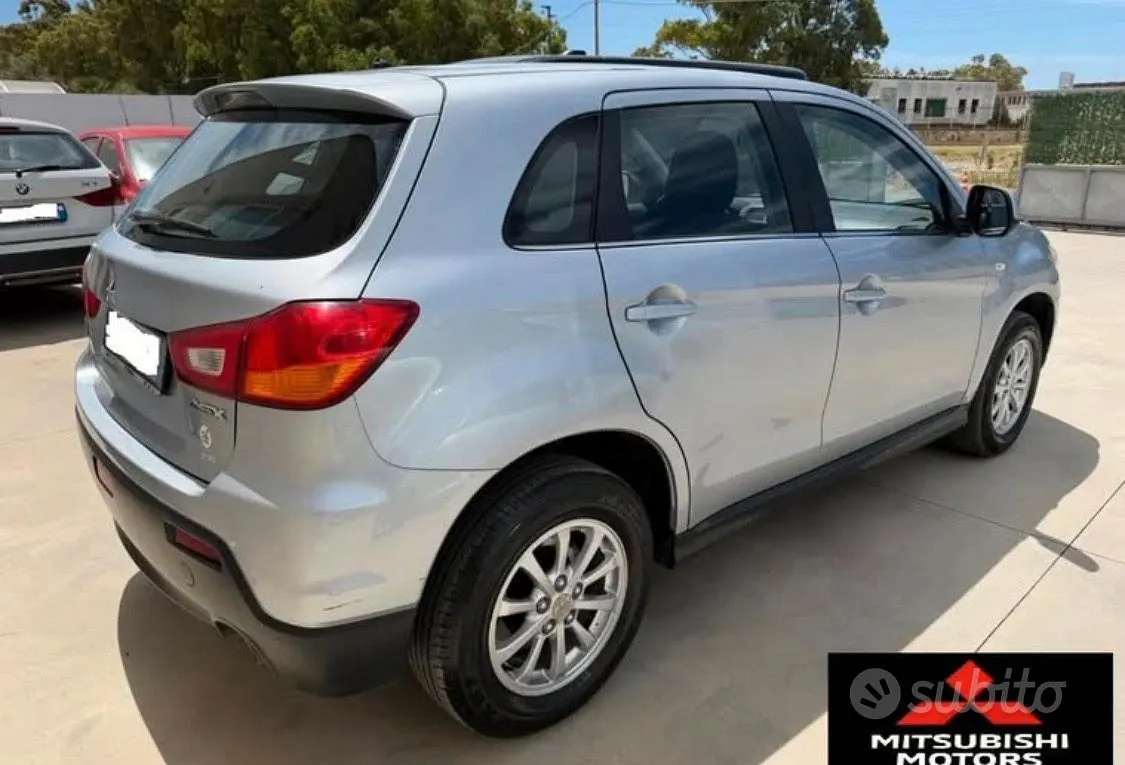 Mitsubishi Asx 2011 photo 2