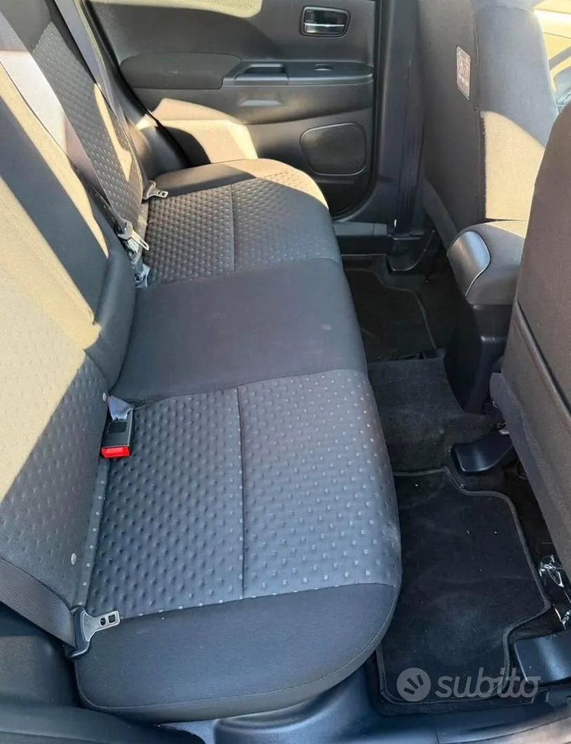 Mitsubishi Asx 2011 photo 5