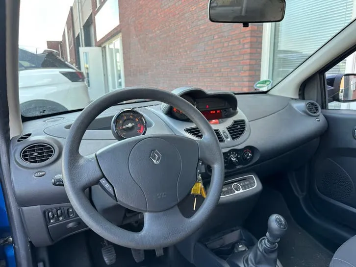 Renault Twingo 2011 photo 3