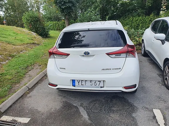 Toyota Auris 2016 photo 4