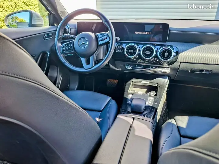 Mercedes-Benz A-Class 2020 photo 3