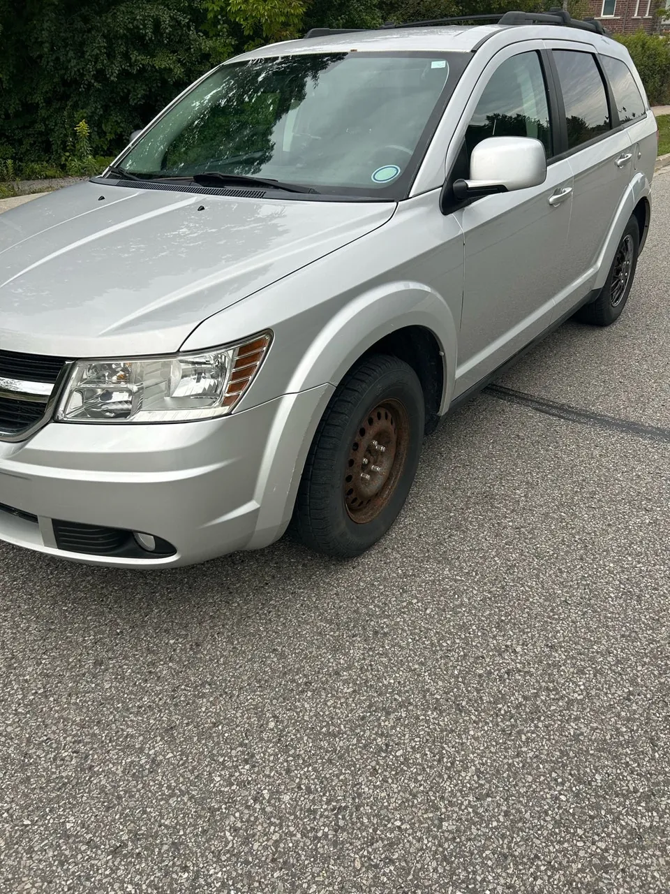 Dodge Journey 2010 photo 3