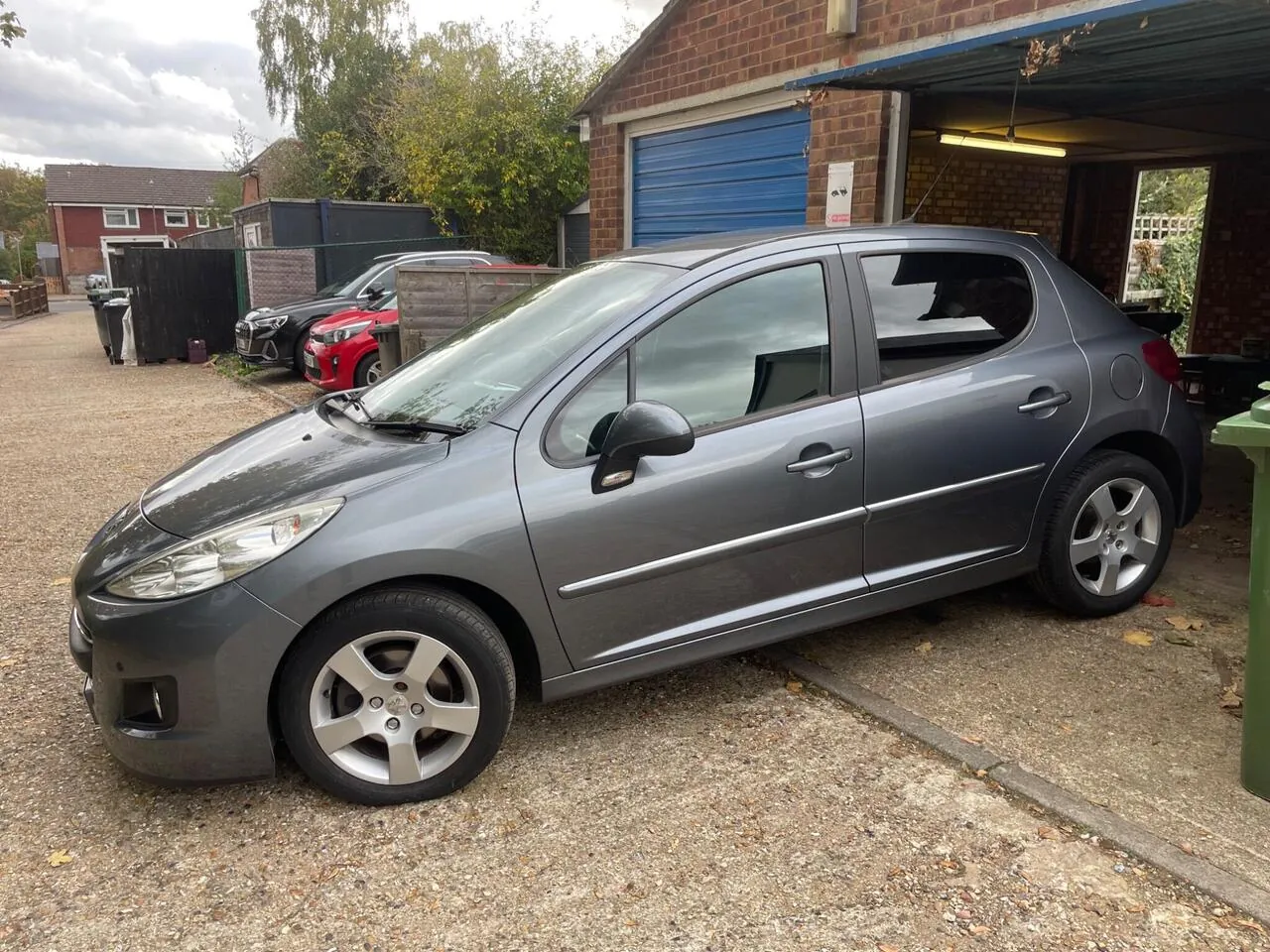 Peugeot 207