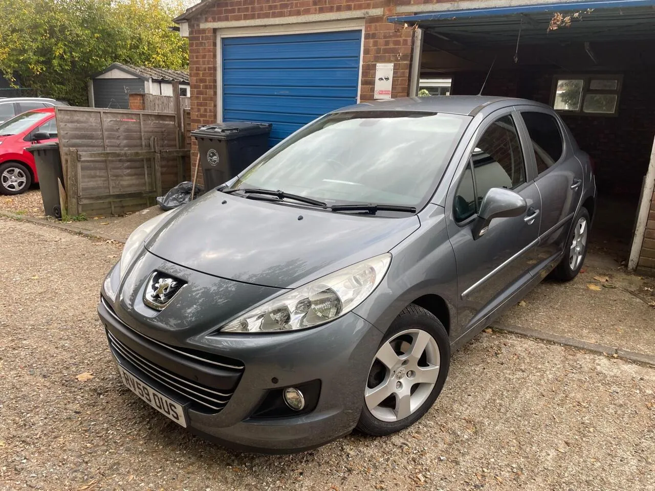 Peugeot 207 2009 photo 4
