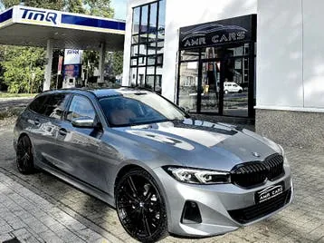 BMW 3 Series 2023 photo 3
