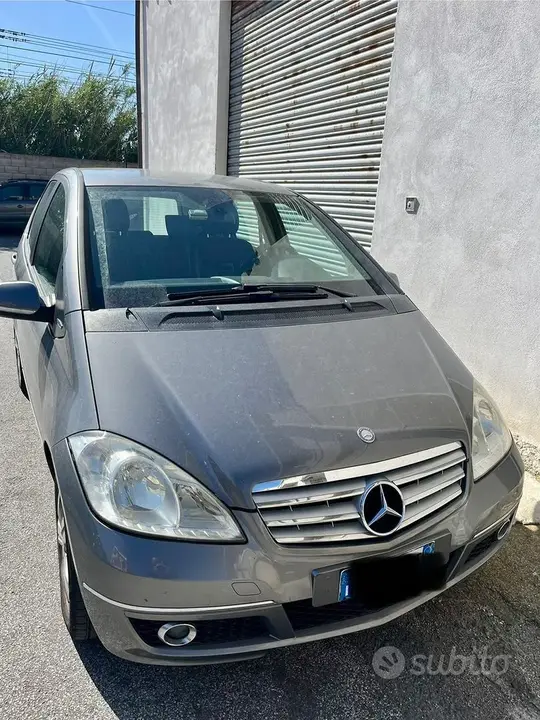 Mercedes-Benz C-Class 2012 photo 2
