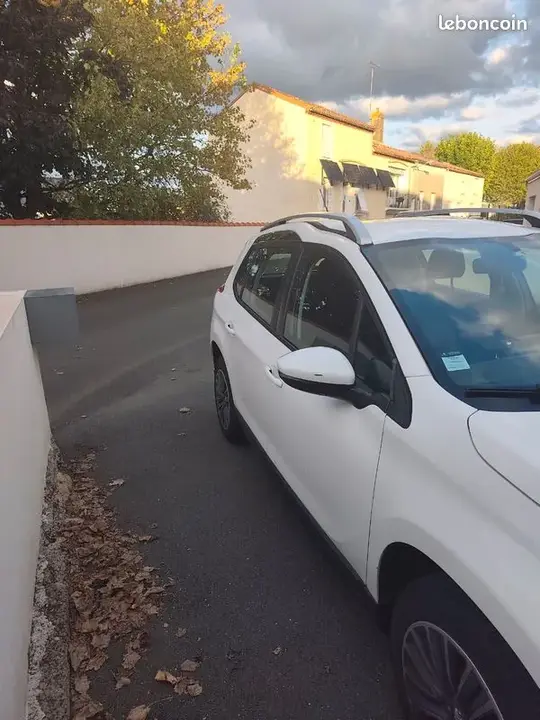 Peugeot 2008 2008 photo 2
