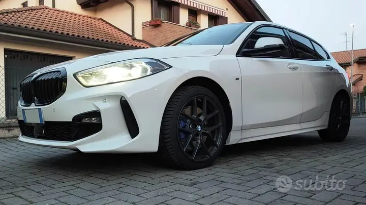 BMW 1 Series 2023 photo 4