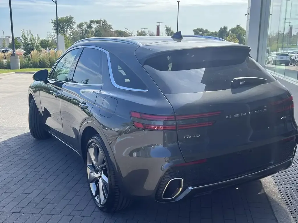 Genesis Gv70 2024 photo 3