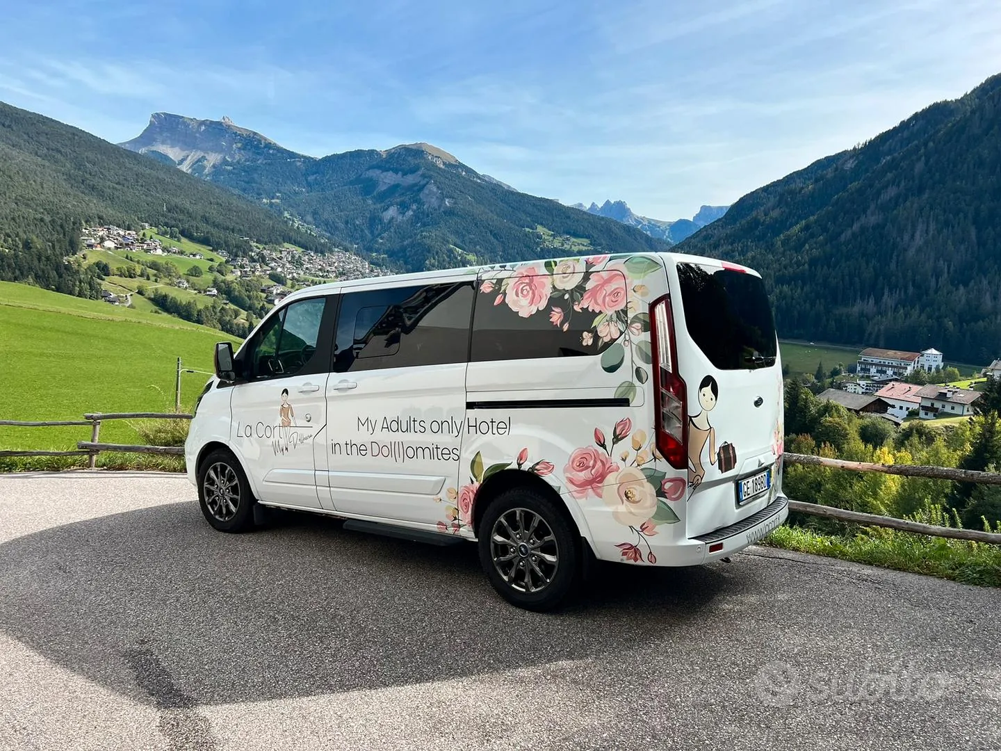 Ford Tourneo Custom 2021 photo 2