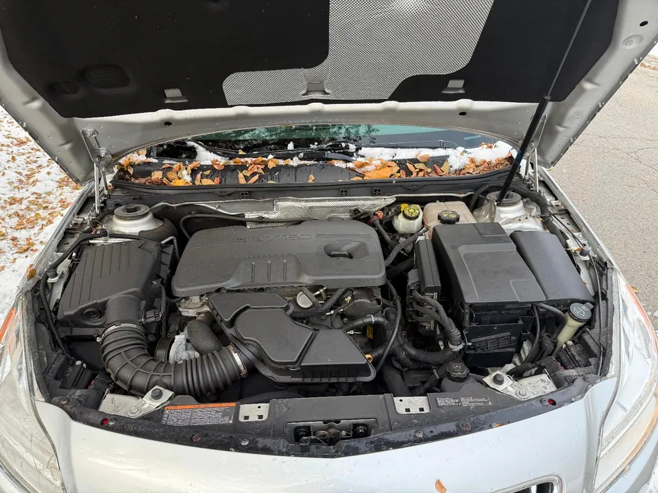 Buick Regal 2011 photo 3