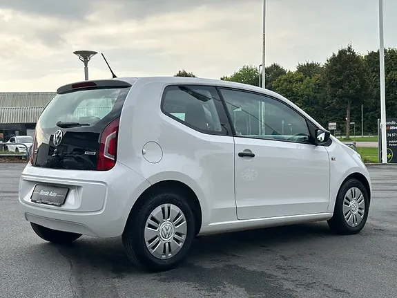 Volkswagen Up 2016 photo 4