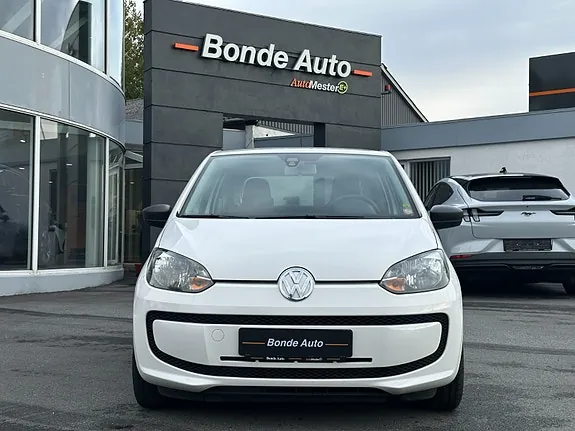 Volkswagen Up 2016 photo 2