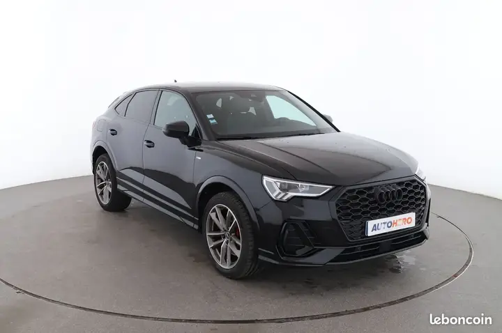 Audi Q3 2021 photo 4