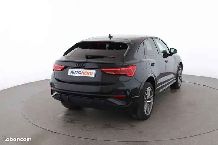Audi Q3 2021 photo 3
